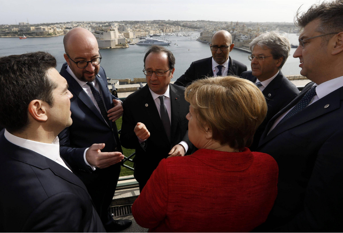 窩裡鬥，美國又耍�兩面派�，背後捅刀歐洲�好友�