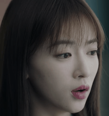 《正青春》中整部剧说台词摇头晃脑，三个王者