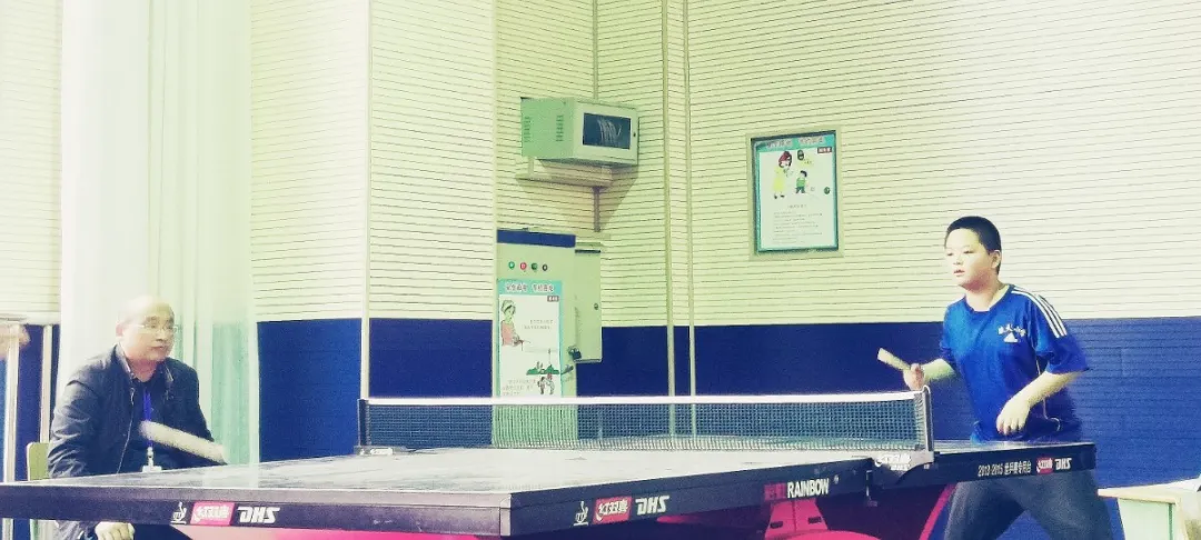 踵事增华,踔厉奋发——成都市龙泉驿区航天小学校乒乓小将来啦
