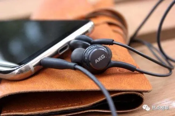 世界十大入耳式耳机品牌榜单公布