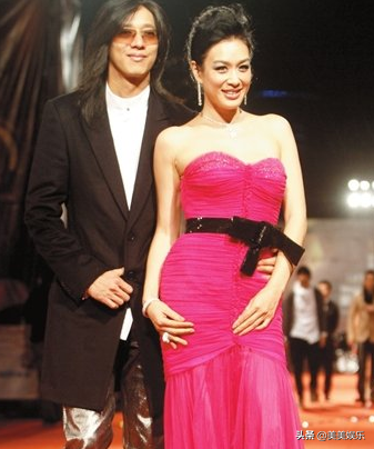 “人鱼公主”钟丽缇的坎坷感情：三婚两离，50岁仍为老公拼四胎