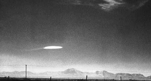 美方正式公布3段UFO视频，目击者：已经无法用常