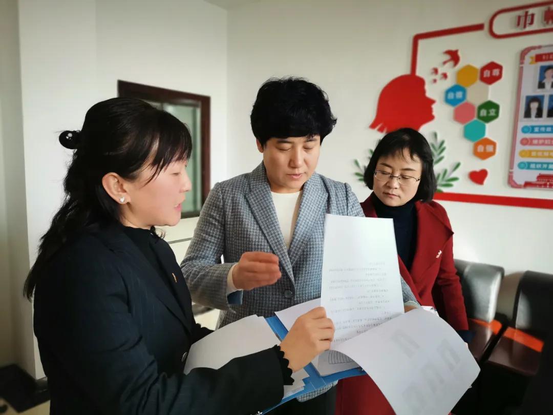 甘肃银宇通实业集团有限公司妇女联合会成立暨第一次女职工代表大会召开