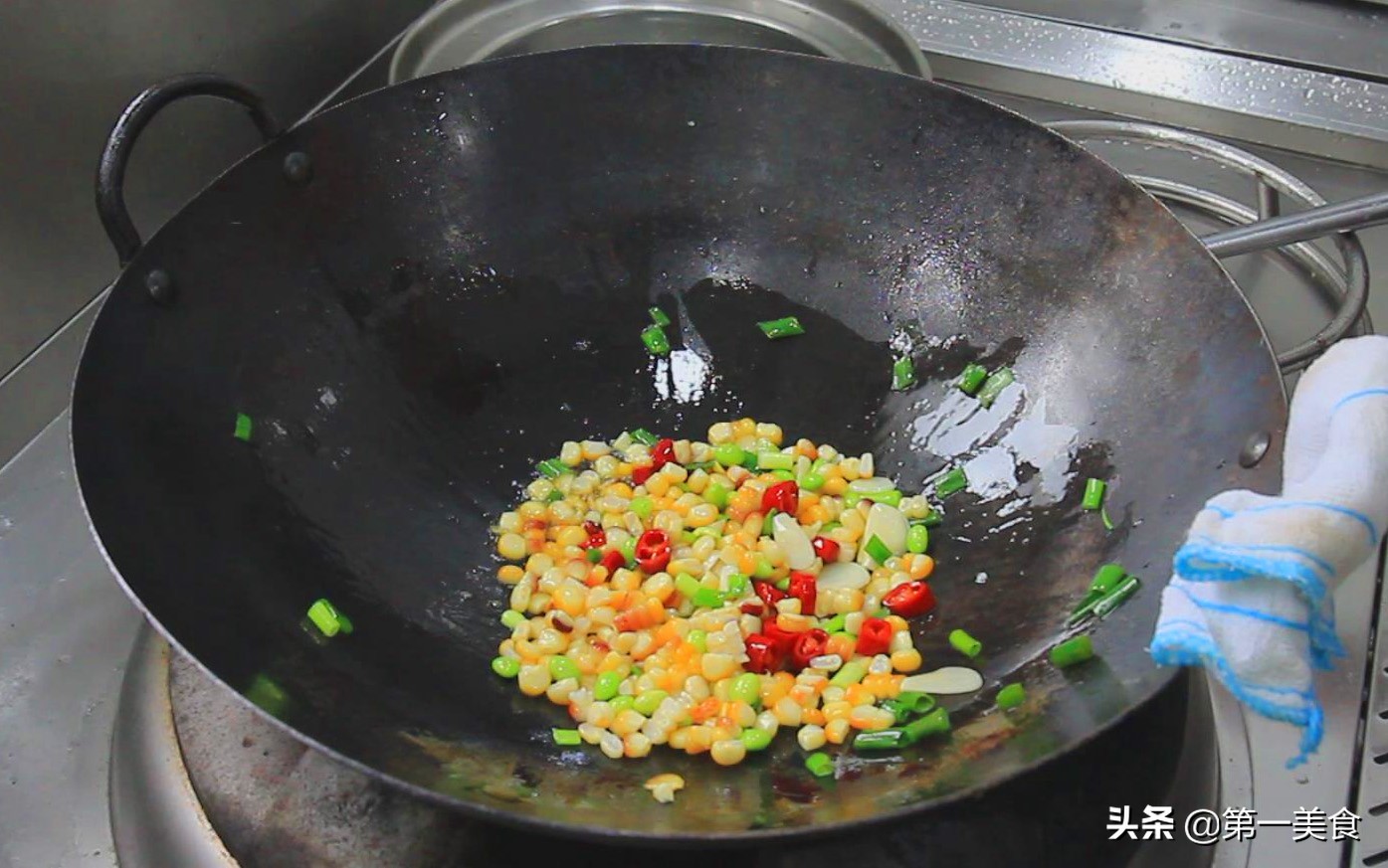 图片[12]-厨师长分享简单又好吃的玉米滑蛋 只需这一个步骤 鸡蛋滑嫩鲜-起舞食谱网
