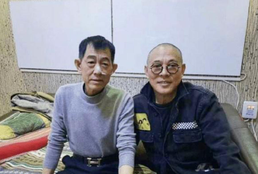 李连杰大火后，请大哥做助理年薪120万，为啥二