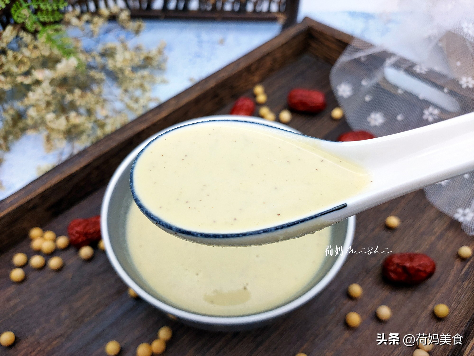 做豆浆别只加黄豆，多加三样食材，香浓细腻营养好，比牛奶还好喝