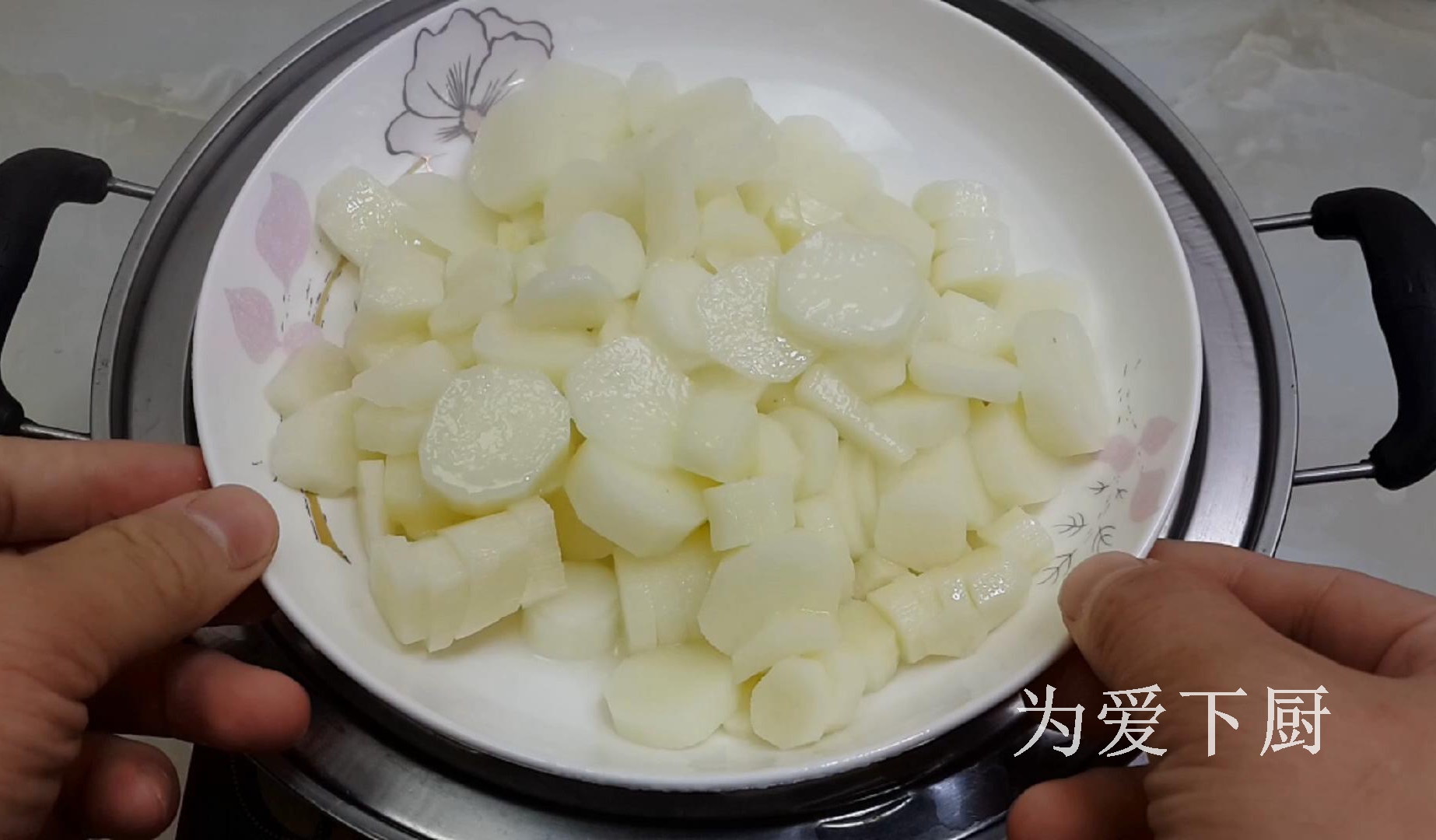 山藥別再煮著吃了，加半斤麵粉，做出創意小油條，學會能開店了