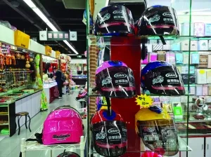 头盔一夜之间价格暴涨，交警部门回应了