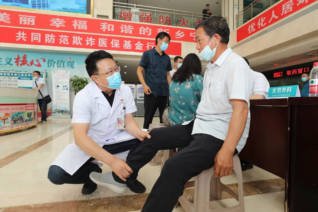 临汾市中心医院在乡宁县开展市卫健委骨科质控部下基层活动
