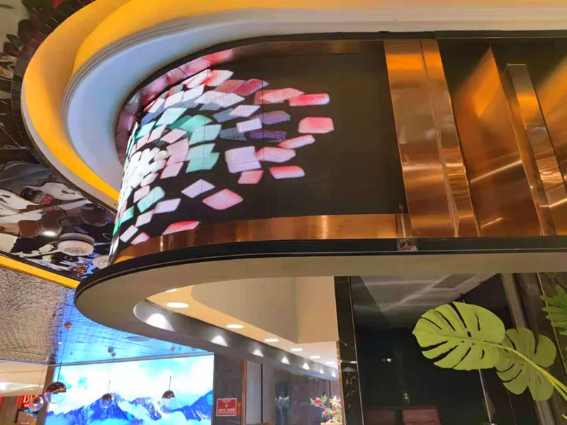 LED显示商用化进程提速,成为智慧零售显示超新星