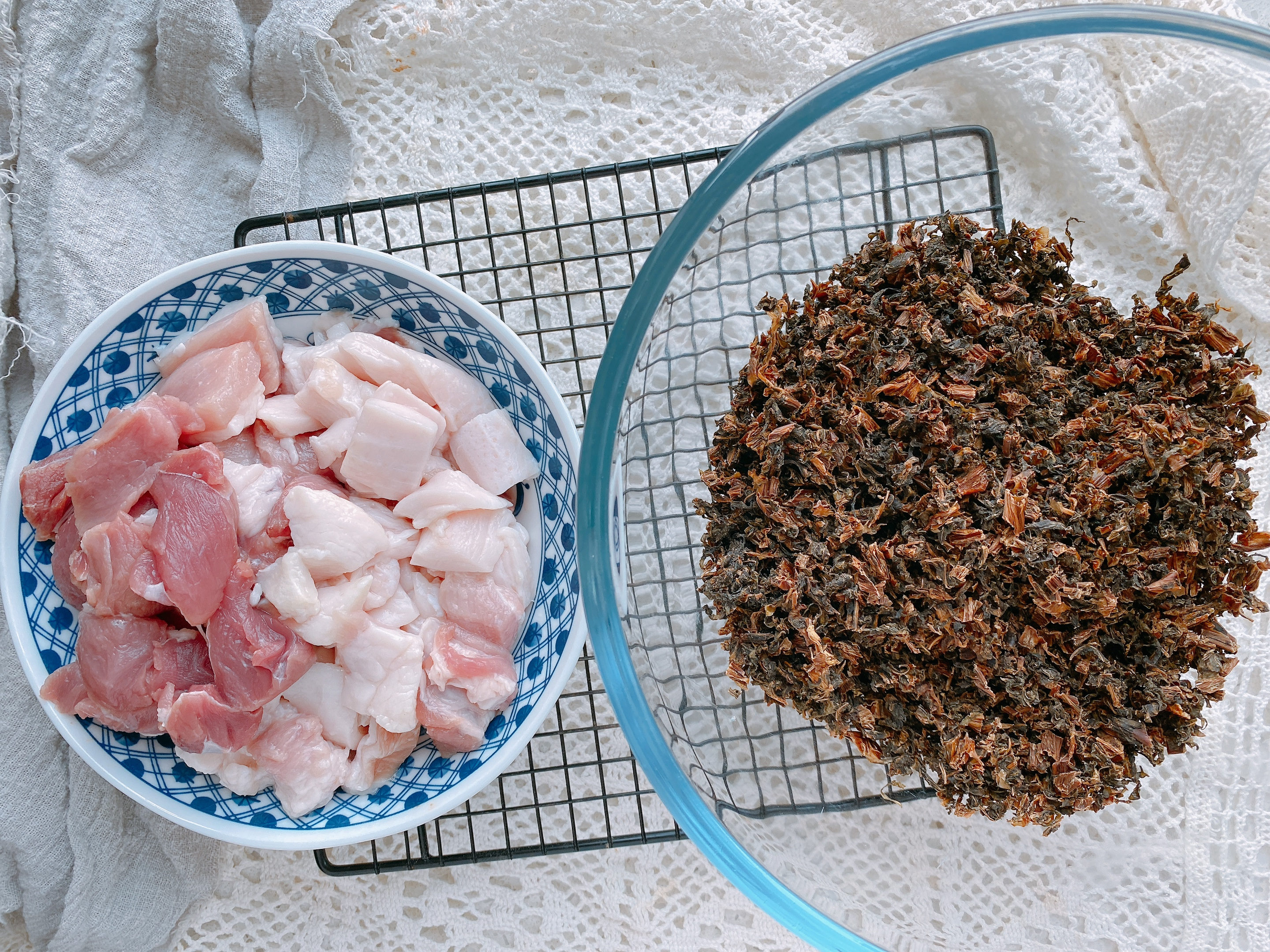 浙江美食梅干菜餅，幾十年老配方，餡料鹹香，餅皮鬆軟涼了也不硬