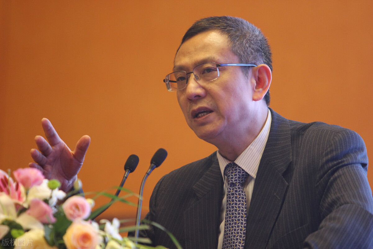 为何房价涨幅惊人？贾康说到了根子上