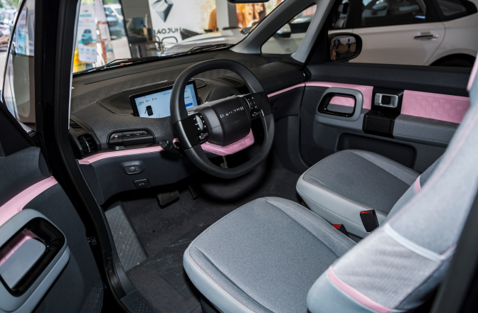 后来者居上，E300拥有的品质，竟然连Model 3都给不了