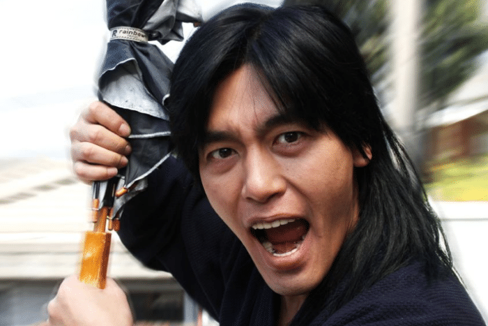 还记得“表情包之王”金馆长吗？如今收起标准