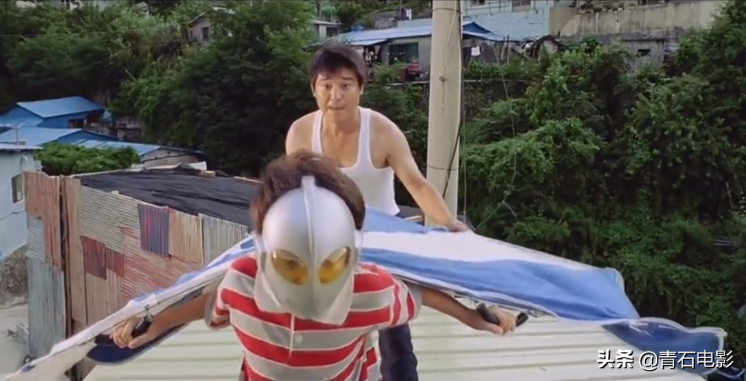 韩国女神河智苑，出道爱拍鬼片和动作片，为一