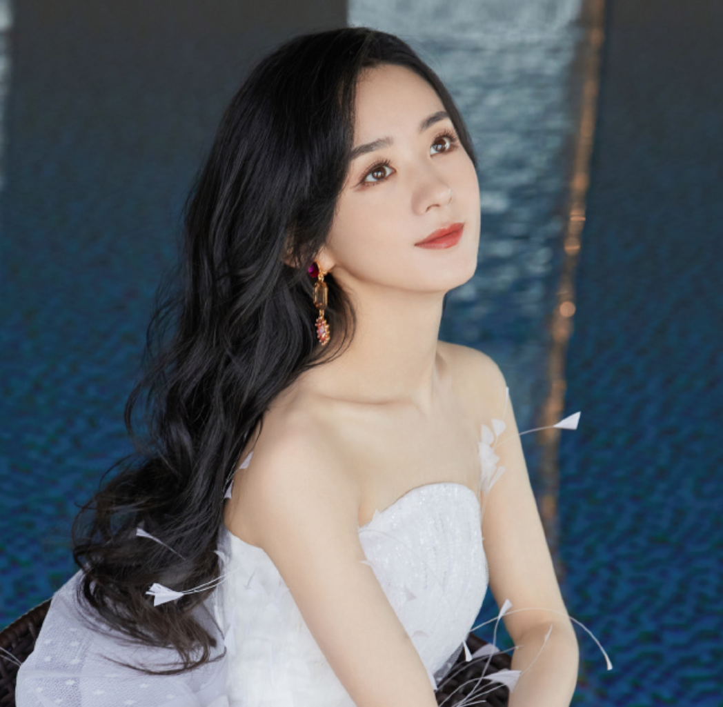 趙麗穎最新採訪曝光，疑透露跟馮紹峰離婚原因，兩人早就不適合了