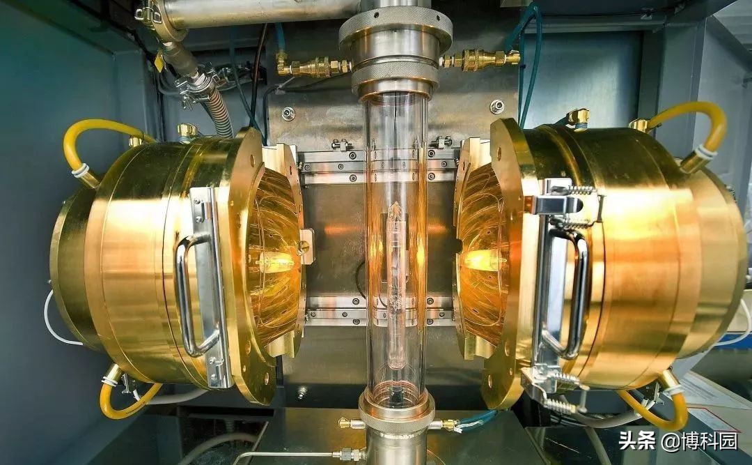 量子效应的量子计算机，在高温超导体加持下，或将迎来重大突破