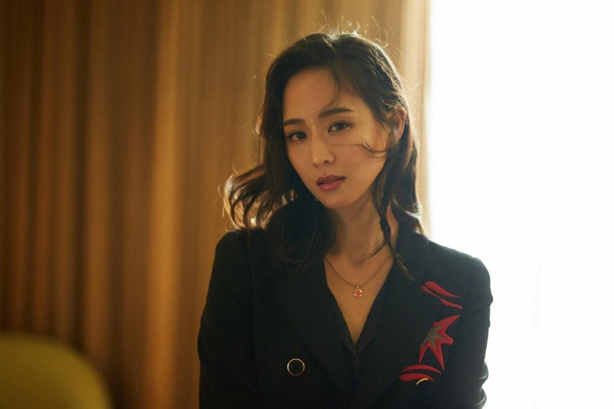 岳云鹏口误说张钧甯不红，本人高情商完美回应，学霸女神逗笑全场