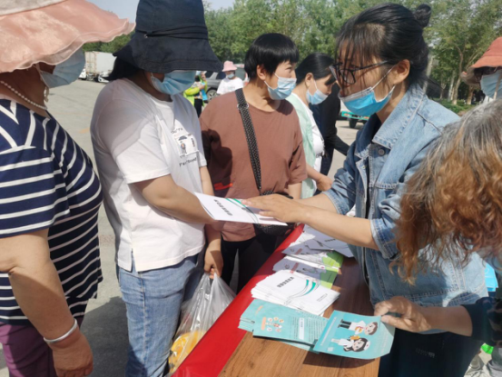 新疆若羌：开展5·29会员活动日暨优生优育进万家宣传服务活动