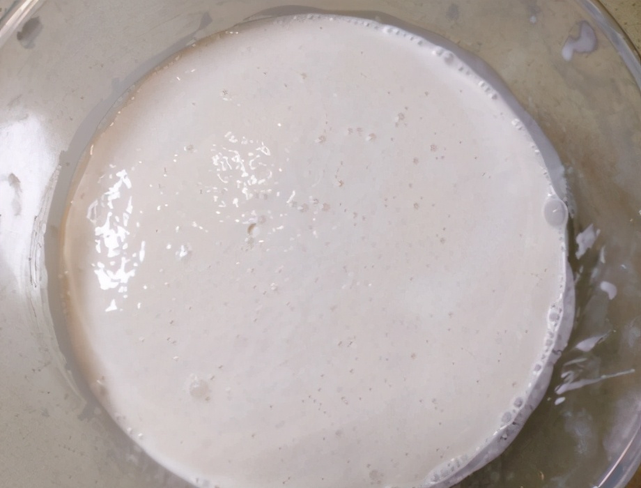 大米糕傳統做法，不用小蘇打和泡打粉，蓬鬆軟糯，比蛋糕還好