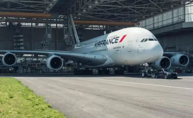 空客巨无霸A380谢幕复盘：攀高峰，钱包空，获得一项重要技能