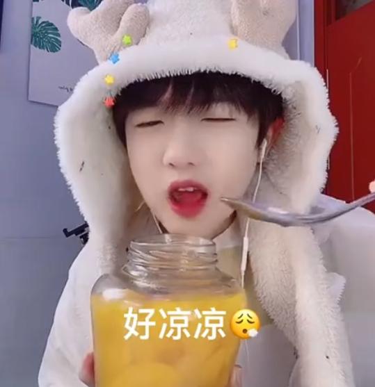 因“吃个桃桃”被封，风小逸道歉被拒，小号又开始“作妖”