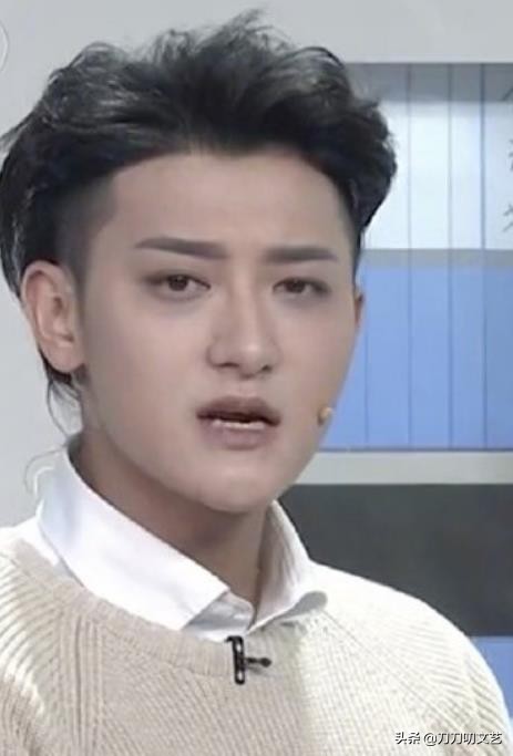 八字|众星春晚首秀谁赢了杨幂红裙惹火 倪妮白到发光张雨绮土上天