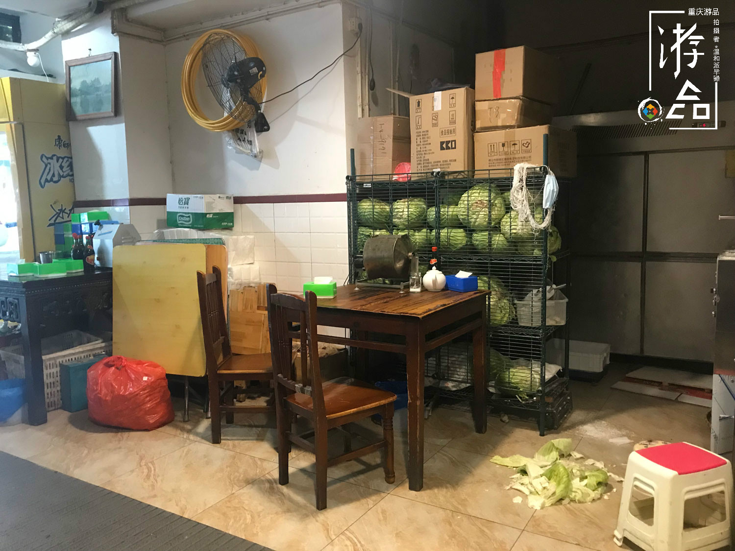 重庆江北的难吃老字号？脏乱差的聚园面馆，为何受人追捧？