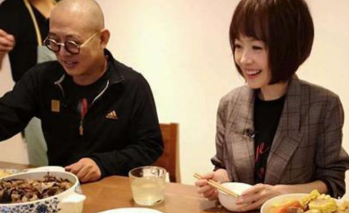 鲁豫询问李连杰爷爷身份，李连杰：我敢说，但