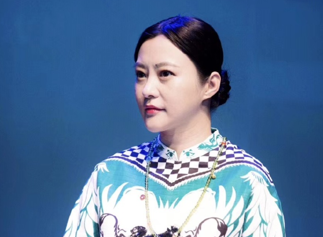 赵薇新综艺《听见她说》官宣，嘉宾阵容全公开