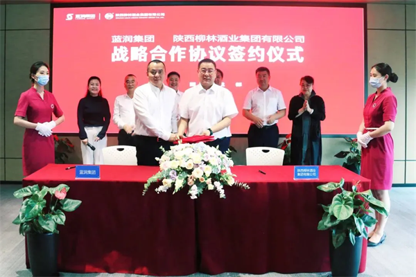 µ꿪ҵ ף־ƱƷӪʢҵ