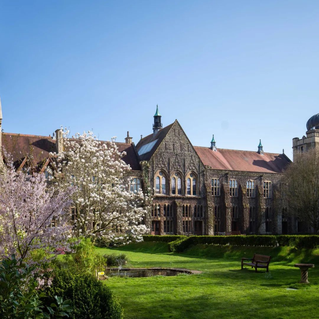 Cheltenham Ladies’ College 切尔滕纳姆女子学院