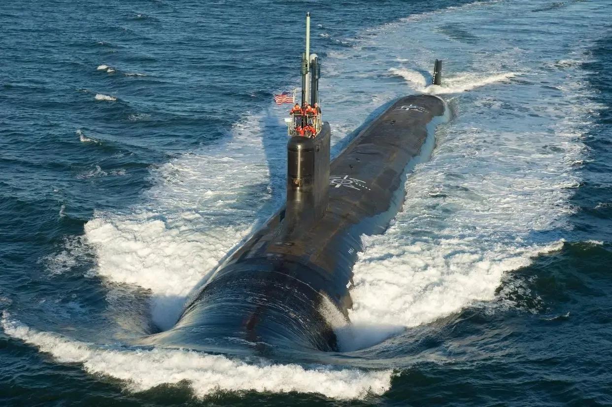 全球最大核潜艇，排水4.6万吨，200枚核弹头，仅1艘服役！