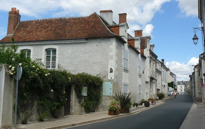 “被窩宅男”、“愛睡懶覺”，這位大神你不可能不知道他