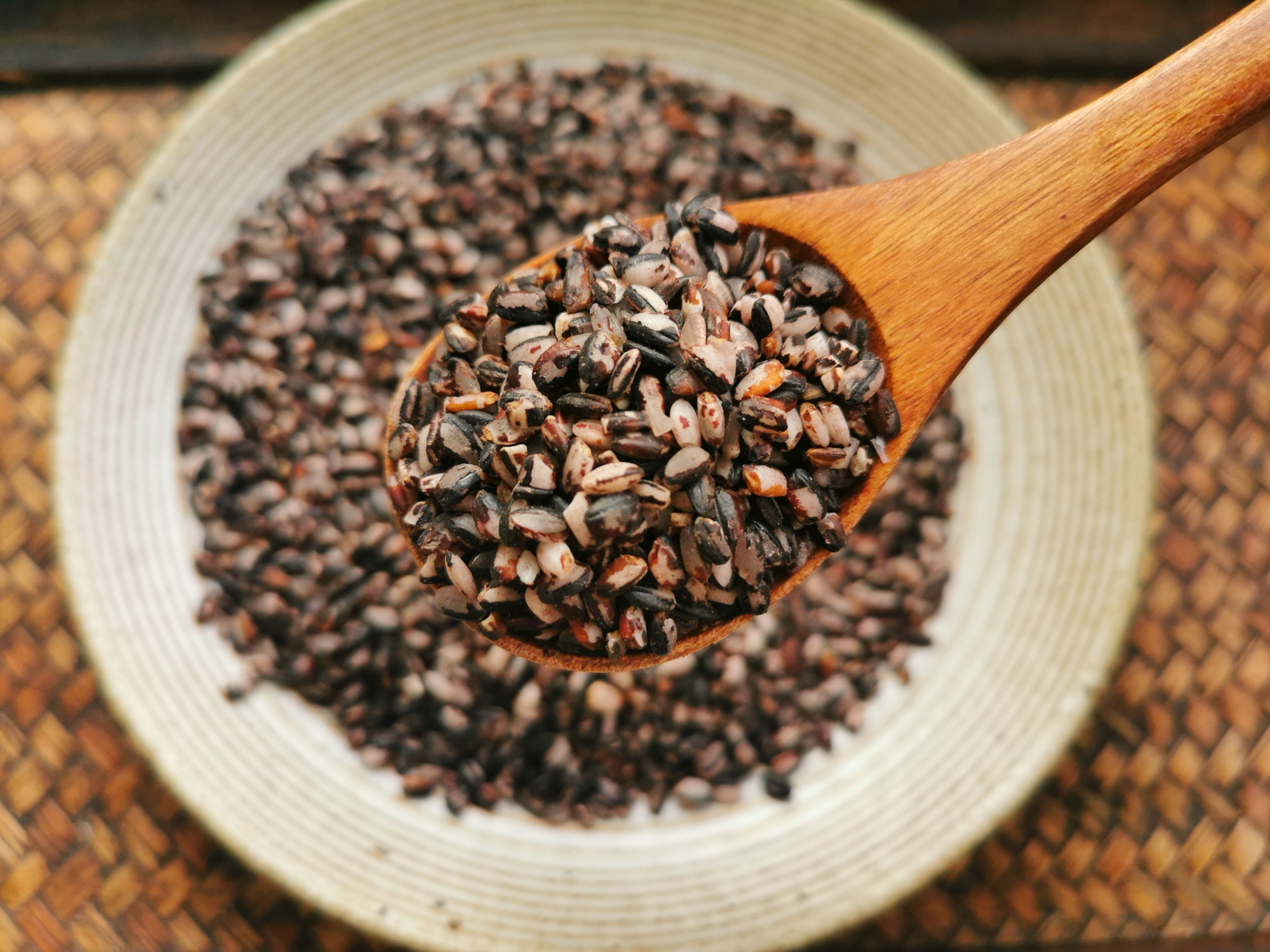 黑米、紫米、血糯米傻傻分不清，哪種口感更軟糯？ 哪種熱量更低？