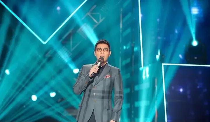 为父征婚求朱丹的“名嘴”华少，幸于口败于嘴