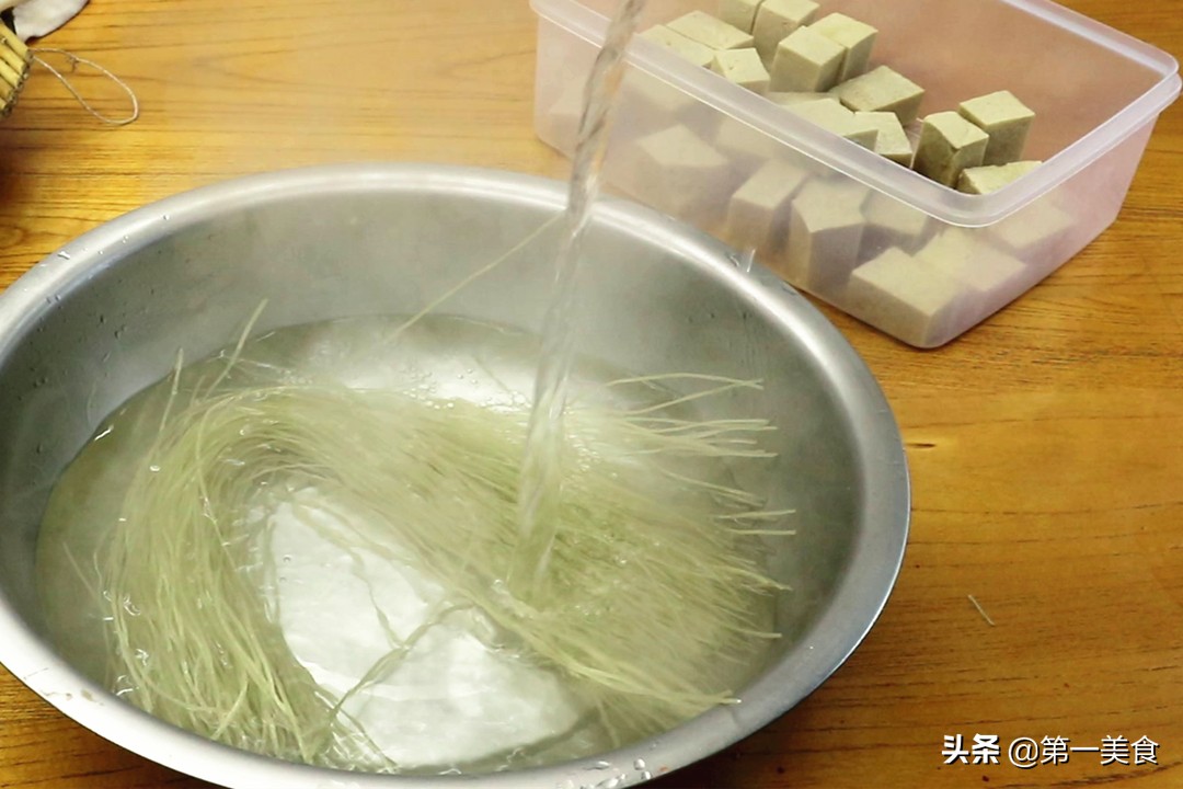 图片[5]-白菜炖豆腐做法步骤图白菜炖豆腐怎么做-起舞食谱网