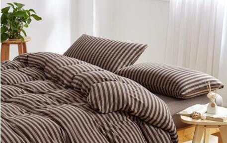 床上四件套怎么選？學會這幾個小技巧，商家再會說也不怕被忽悠