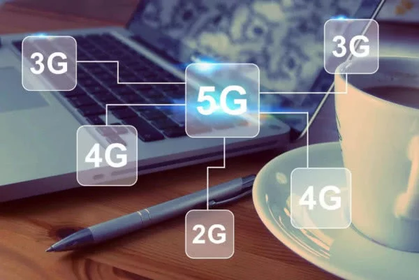 “2G，再见！”工信部正式官宣，网友：老人机该