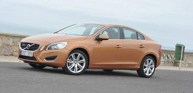 全新沃尔沃S60：汽车安全性不是吹出来的，是用