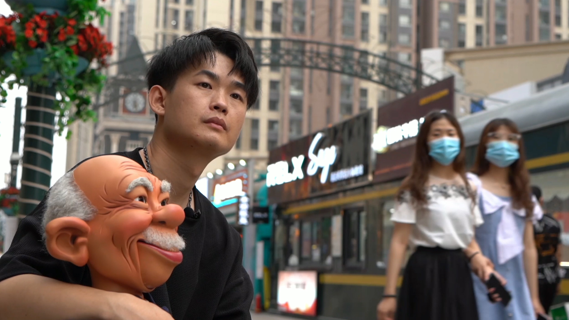 什么叫腹语腹语要用到舌头么怎么说闭口音