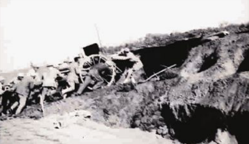 敌军装甲列车无敌？14门野炮200米外齐射，当天拿