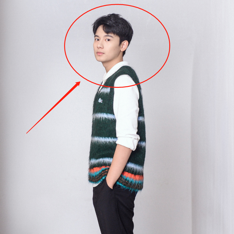 昊然|王俊凯刘昊然胡先煦同游迪士尼 就问今天有多少迷妹想去偶遇der？