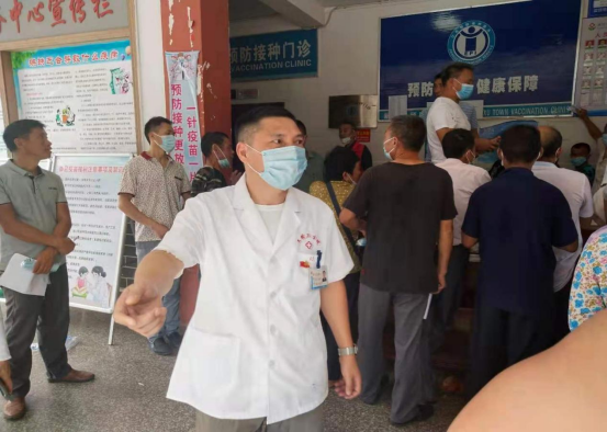 「我为群众办实事」“—记文陂卫生院在新圩新冠疫苗接种点