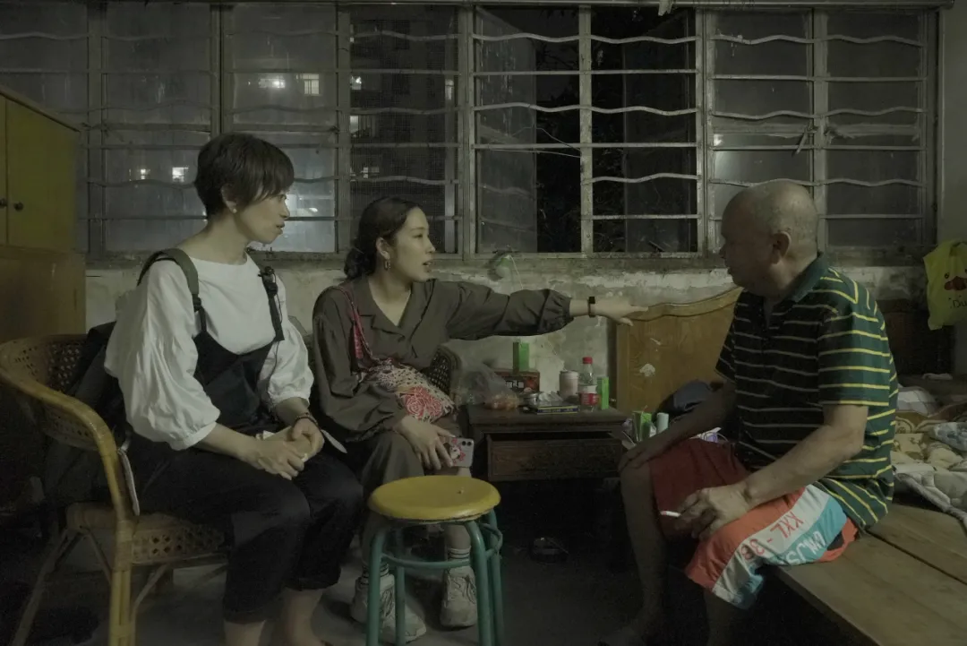 54岁不结婚不生孩子,她在中国的自由生活