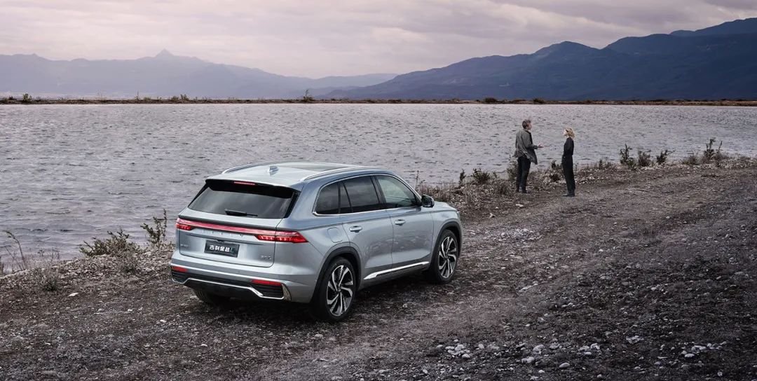 13万多起、全系2.0T、轴距超过2.8米，吉利星越L冲不冲？