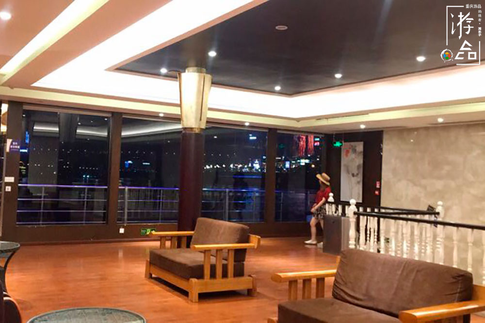 重庆两江游避坑指南：从购票选择到登船占位，每个环节都必须注意