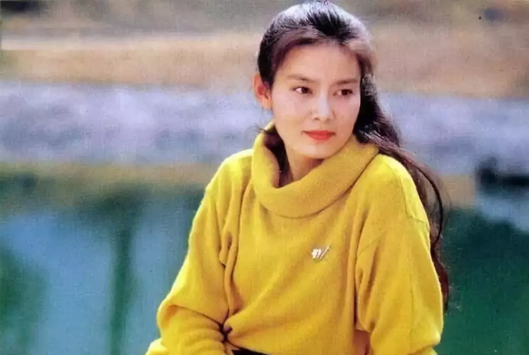 64岁潘虹离婚后出家:我输了婚姻,却赢了人生