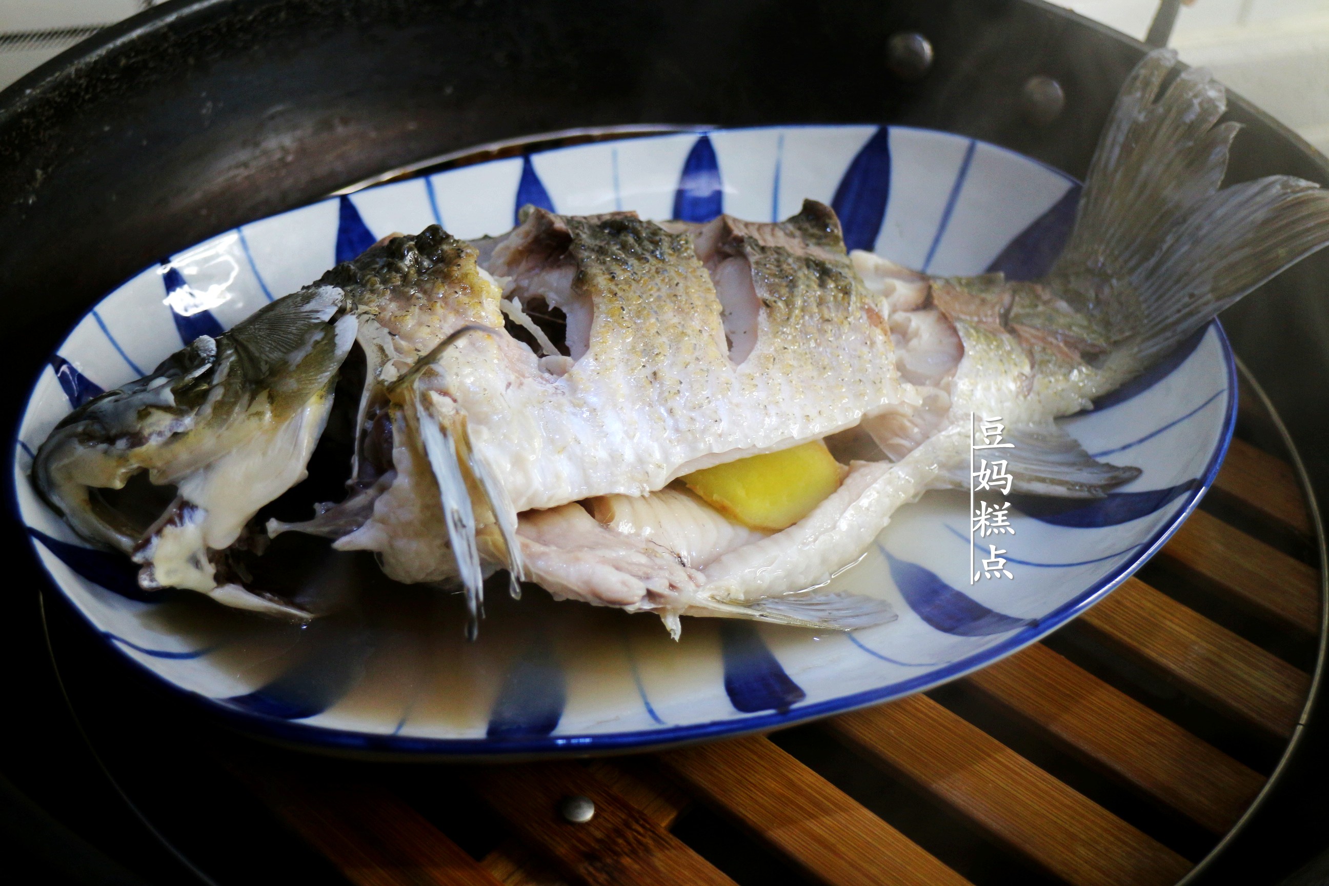 過年做“清蒸魚”，記住這3個小技巧，又簡單又鮮美