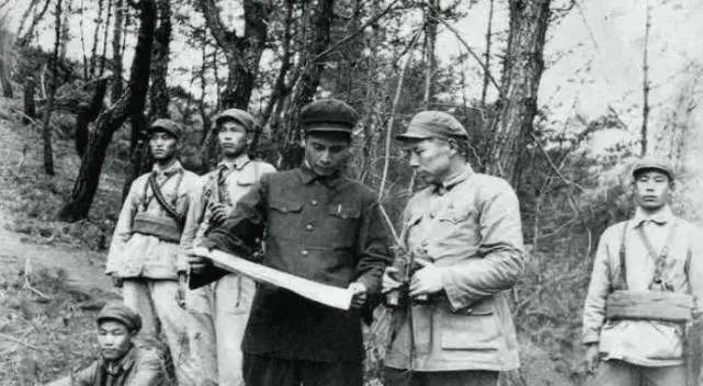 团长王近山有6名警卫员，陈赓才2名，为何？徐帅